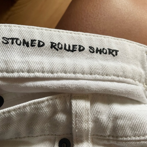 VOLCOM || Stoned Rolled Short-Size 7 - Picture 8 of 11